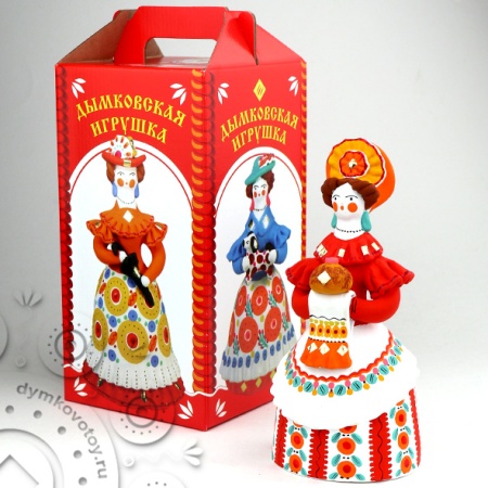 Барыня деревенская с хлебом